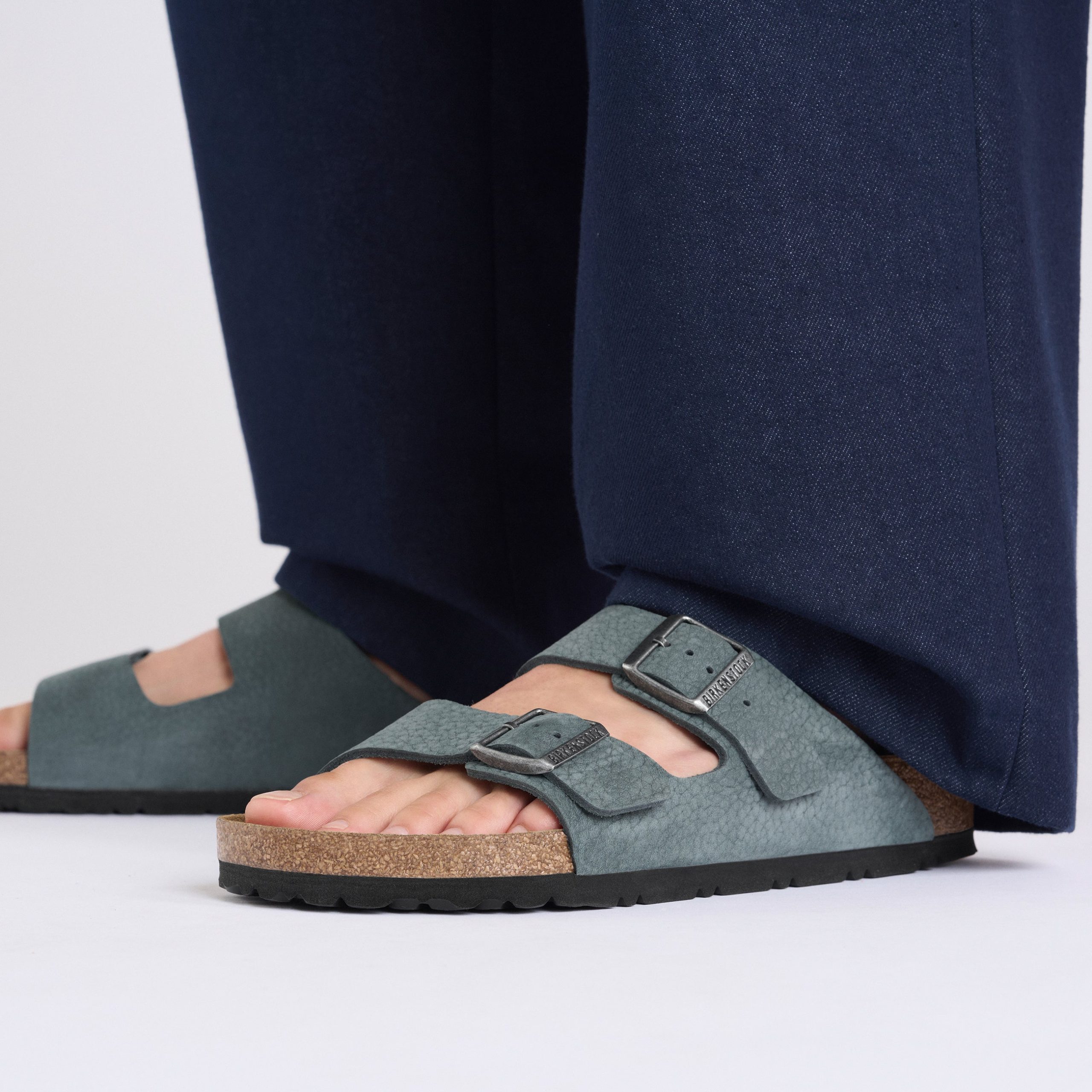 Arizona Desert Buck Basalt Grey Nubuck Leather - Image 5